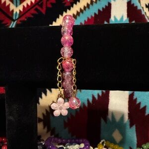 Home made, flower, beaded bracelet!